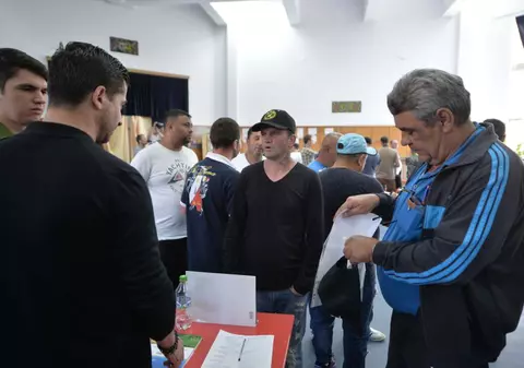 Aproape 20.000 de locuri de muncă, scoase la concurs în sectorul public de la începutul anului. Cine a fost cel mai mare angajator de stat