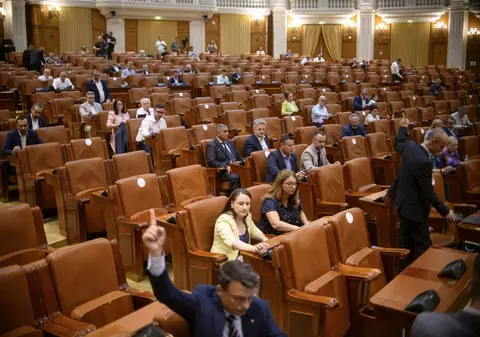 Cine este noul președinte al Camerei Deputaților. L-a învins detașat pe George Simion