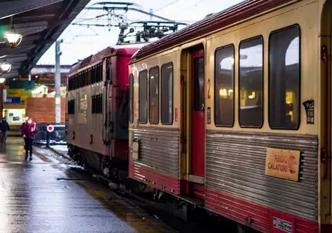 Studenții beneficiază de facilitățile pentru transportul feroviar pe baza legitimației vizate pe anul universitar trecut până pe 30 noiembrie