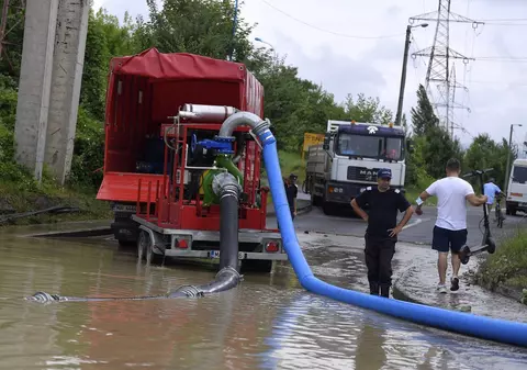 Nu există niciun dubiu că vor fi inundații, avertizează ministrul Fechet după ședința CMSU. Galați și Vaslui, zone cu risc mare