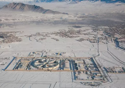 Infractorii deportați din Germania în Afganistan au fost duși în cea mai terifiantă închisoare din Kabul: „Fiecare zi acolo e ca un an”