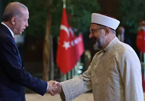 „Scandalul WC-urilor” în Turcia. Imamul-șef, acuzat că a cheltuit o avere pentru repararea și întreținerea toaletelor