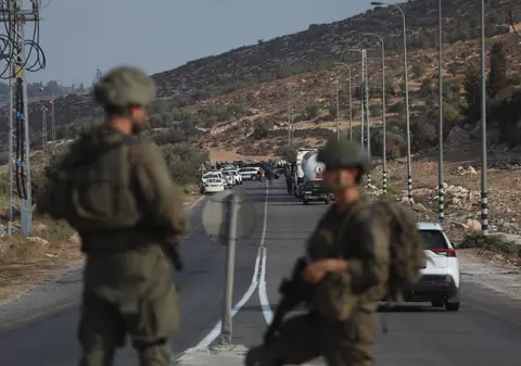 Trei poliţişti israelieni, ucişi într-un „atac armat” în sudul Cisiordaniei ocupate. „În loc să eliberăm teroriştii, trebuie să le tragem un glonţ în cap”