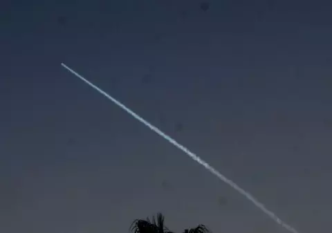 Sateliții Starlink ai lui Elon Musk „blochează” observarea universului