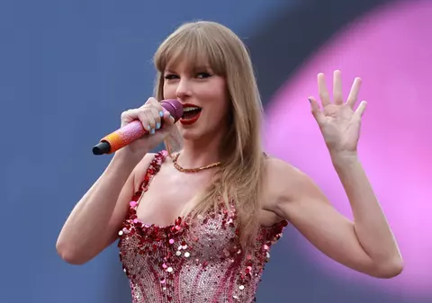 Taylor Swift, Jay-Z, Magic Johnson sau Sam Altman, miliardarii americani care au fost prea săraci să intre pe lista Forbes 400 din 2024