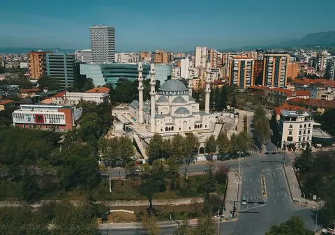 Albania se pregătește să înființeze cel mai mic stat din lume, după modelul Vatican, în mijlocul capitalei Tirana