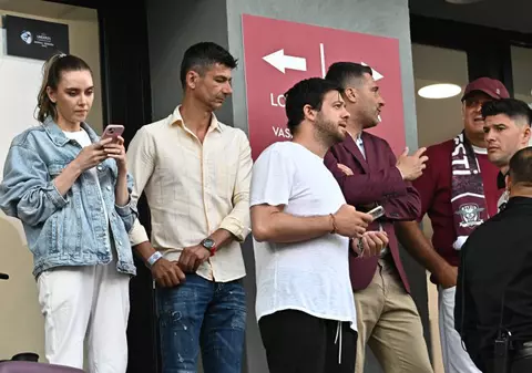 Cine este Oana Todeilă, tânăra care apare des alături de Victor Angelescu, acționarul minoritar al Rapidului