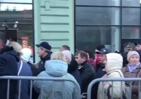 Alegeri Rep. Moldova. Tentative de influenţare a votului în Rusia și Transnistria: MAE denunță „transporturi ilegale” de alegători la Moscova