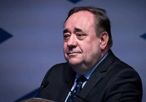 Alex Salmond, fost premier al Scoţiei, a murit după ce s-a prăbuşit în urma unui discurs ținut în Macedonia de Nord
