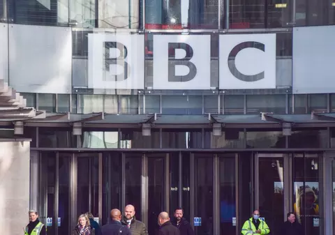 BBC își cere scuze după o nouă gafă: temperaturi de 400 de grade Celsius în Marea Britanie