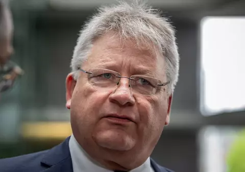 Atacurile hibride ale Rusiei pot duce la invocarea articolului 5 din Tratatul NATO, spune șeful spionajului german