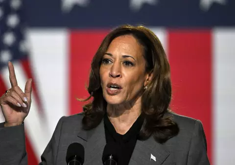 Jeff Bezos a anulat sprijinul acordat de Washington Post Kamalei Harris, potrivit unui raport al ziarului