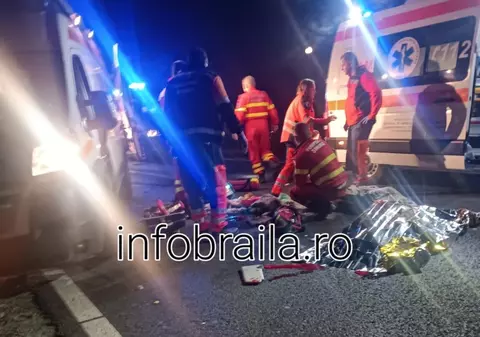 Doi morţi şi doi răniţi, după ce un autoturism şi un tractor s-au ciocnit, pe E584, la Brăila