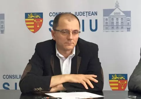 Un profesor universitar din Sibiu e acuzat de mai multe forme de abuz asupra studenților. Reacția Universității