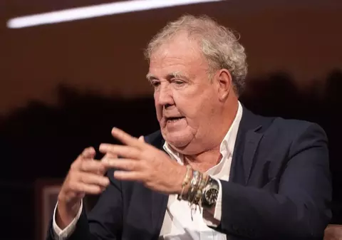 Jeremy Clarkson a ajuns pe mâna medicilor, care i-au montat un stent. „Asta a fost aproape”
