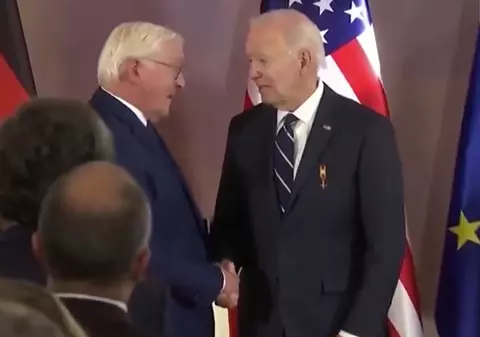 Joe Biden, la ultimul său turneu diplomatic în UE ca președinte. A fost decorat în Germania cu cel mai înalt ordin | VIDEO