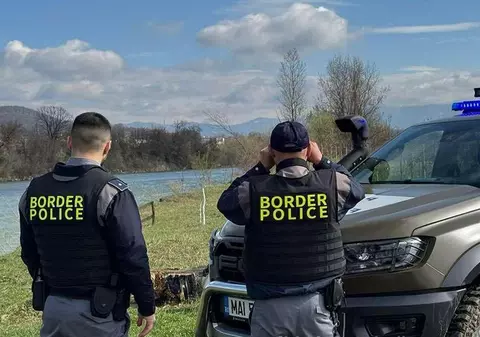 Un român a fost împușcat de polițiștii din Bulgaria, când încerca să treacă ilegal granița cu căruța