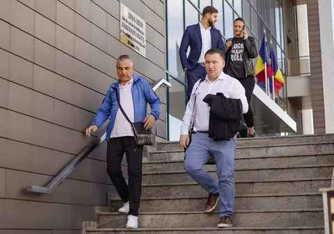 Noi mărturii în procesul polițiștilor acuzați că au omorât în bătaie un bărbat, în Autogara Pitești. Ultimele cuvinte ale victimei: „Mai vreau și eu o apă!”