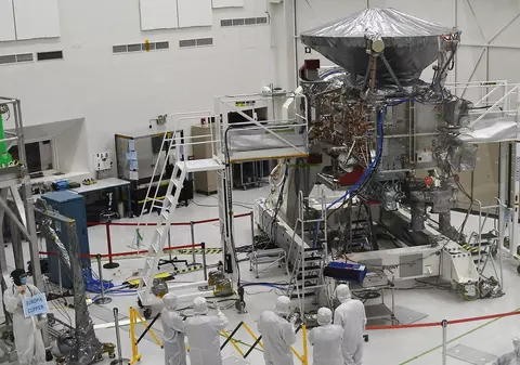 NASA va lansa luni misiunea spre luna Europa a lui Jupiter pentru a vedea dacă poate susține viața