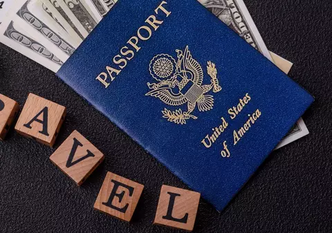 România a îndeplinit condiția pentru ridicarea vizelor de SUA, spun ambasadorul Muraru și premierul Ciolacu. Ambasadoarea SUA temperează elanul: „Cândva în 2025”