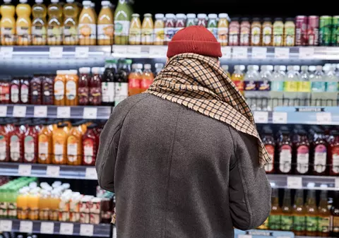 Prea bătrân pentru a-ți găsi un prieten în hipermarket