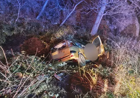 Trafic blocat pe Valea Oltului, în urma unui accident rutier. Șase oameni au fost răniți