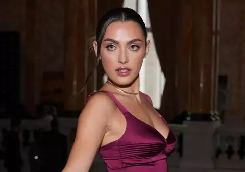 Alexia Eram, primele declarații după ce a fost surprinsă în timp ce se săruta cu noul iubit: „În momentul de față pot spune asta”