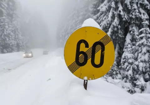 Avertizare meteo de ninsori abundente și temperaturi scăzute. Harta zonelor afectate