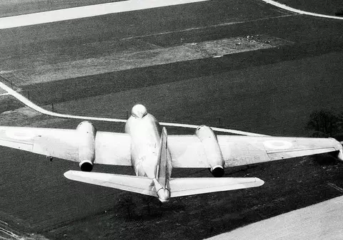 Povestea expresiei „a ține de șase”. A fost folosită în Primul Război Mondial, având un scop practic