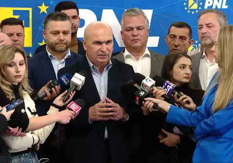 Bolojan a început să împartă funcțiile în teritoriu. Alegerea noului secretar general al Guvernului dă dureri de cap liberalilor