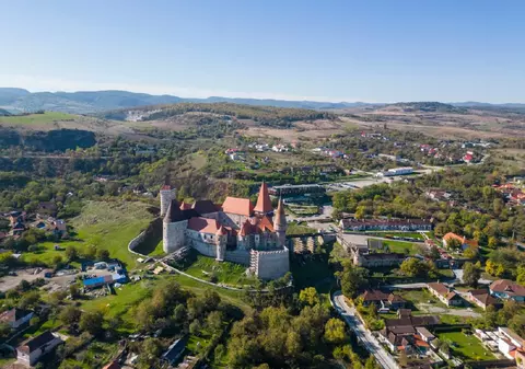 Candidați județul Hunedoara alegeri parlamentare 2024. Cine candidează în Hunedoara la Camera Deputaților și Senat