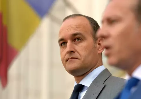 Nicolae Ciucă, după ce Dan Vîlceanu a devoalat discuțiile privind formarea PSD-PNL: „Nu mai e demult în PNL”. Vîlceanu: „Minte”
