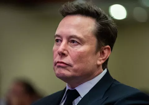 Elon Musk îi enervează deja pe apropiații lui Donald Trump: „Se comportă ca și cum ar fi un copreședinte și se asigură că toată lumea știe asta”