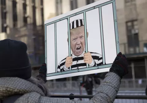 Donald Trump este primul inculpat penal ales preşedinte al SUA: dosarele sale penale şi civile și posibilele soluționări ale acestora