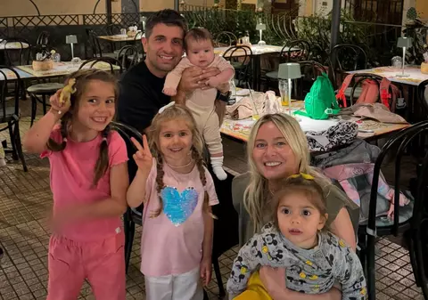 Laura Cosoi, dezvăluire neașteptată despre familia ei. „Pentru cei care cred că la noi totul este bine, le transmit că și noi avem momente grele”