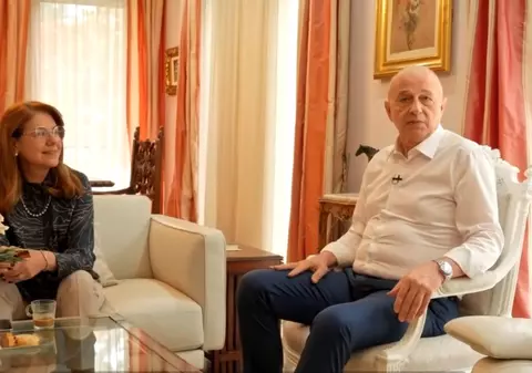 Mircea Geoană a vorbit despre cum a cucerit-o pe Mihaela, „dragostea mea”: „Arătam dezastruos!”