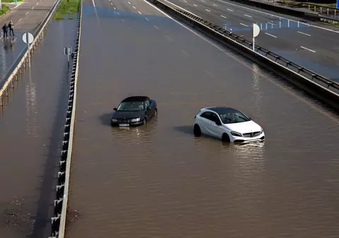 Noi inundații de amploare în Spania. Zone de lângă Barcelona și Tarragona au fost acoperite de ape I VIDEO
