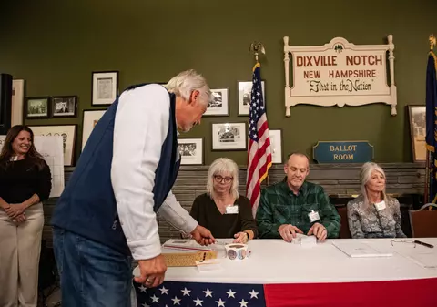 Alegeri SUA 2024. Primele rezultate arată o egalitate între Kamala Harris și Donald Trump