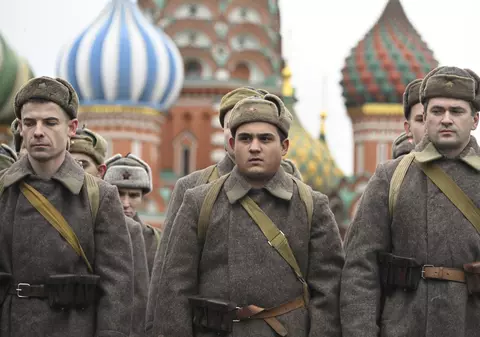 Rusia găsește tot mai greu soldați pentru războiul din Ucraina. Va căuta Putin un acord de pace rapid? I Analiză