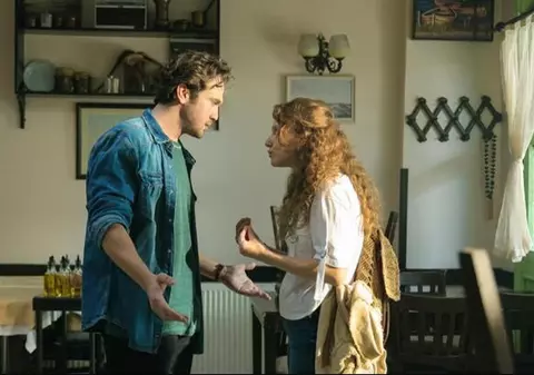 Refugiatele din Ucraina, prezentate drept dame de companie într-un serial de la televiziunea turcă: „Opriți difuzarea”