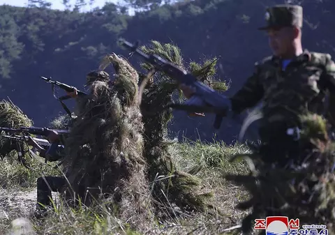 Ucrainenii au atacat soldații din Coreea de Nord pe care rușii i-au trimis să lupte în regiunea Kursk, anunță oficiali de la Kiev