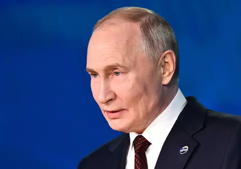 Vladimir Putin l-a felicitat într-un final pe Donald Trump: „Sunt pregătit să reiau contactul”