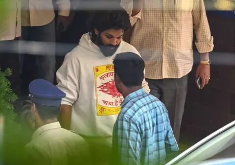 Un actor indian de top, arestat după moartea unui fan după premiera filmului