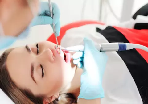 Cat de des ar trebui sa mergi la dentist? Afla opinia specialistilor