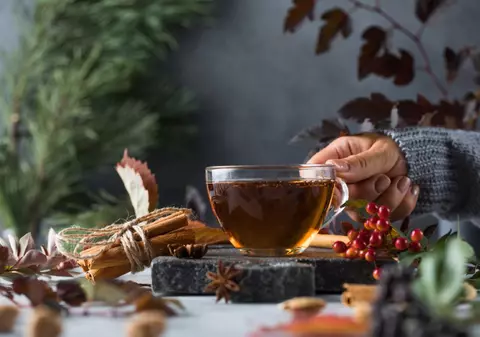 Cele mai sănătoase ceaiuri de băut în zilele reci