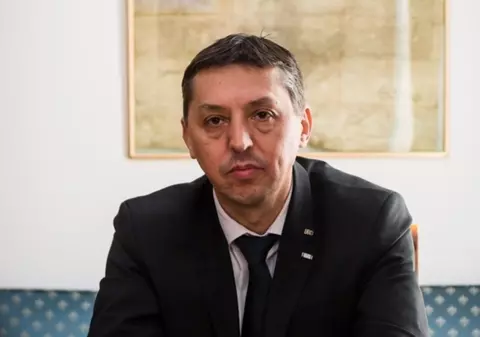 Daniel David, ministrul Educației, asaltat de mesaje după publicarea Planurilor cadru pentru liceu: „Încurajăm autonomia şi performanţa”