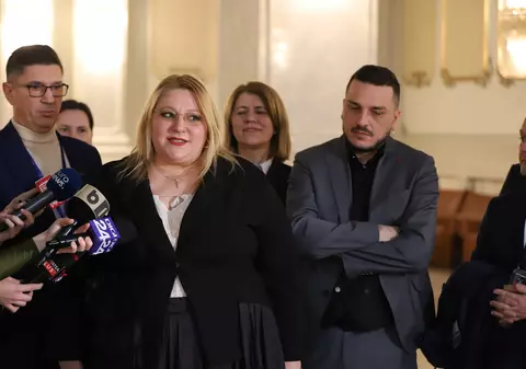 Parchetul General i-a deschis un dosar penal Dianei Șoșoacă, după ce a agresat verbal o jurnalistă în Palatul Parlamentului