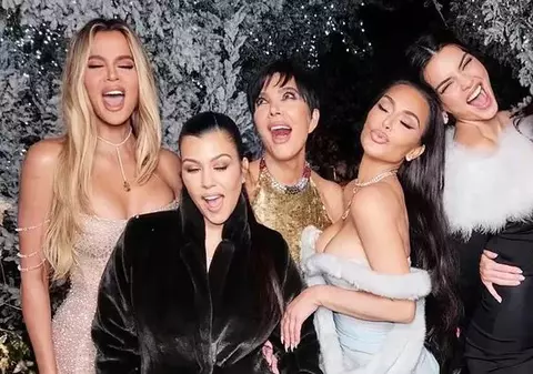 Familia Kardashian renunță la fastuoasa petrecere de Crăciun. Decizia neașteptată luată în acest an