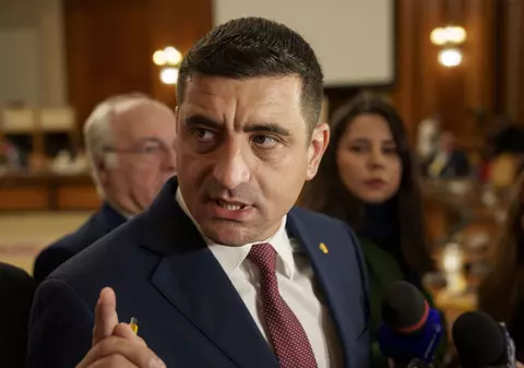 George Simion spune că nu va candida la alegerile prezidențiale din 2025 și că îl va susține pe Călin Georgescu, dar are și planuri de rezervă