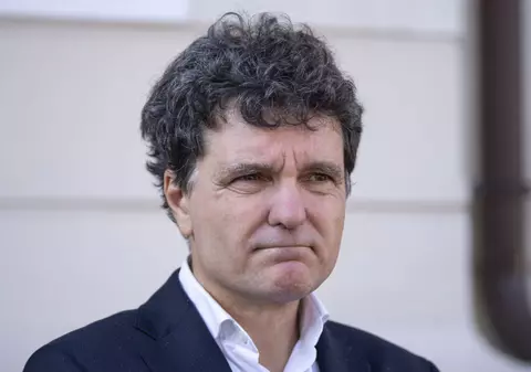 Nicușor Dan spune că o interzicere a candidaturii lui Călin Georgescu la prezidențiale seamănă cu cea a Dianei Șoșoacă